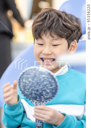 1人 一人 男の子 95356220