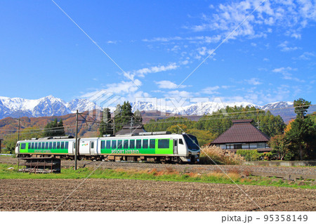 大糸線 秋のリゾートビューふるさと 大糸線 秋のリゾートビューふるさと 95358149