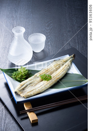 うなぎの白焼き うなぎの白焼き 95363606