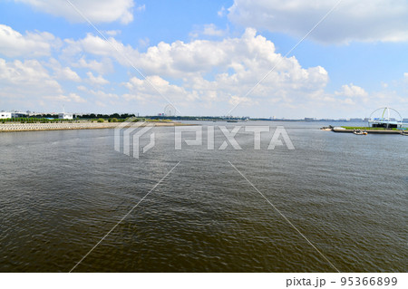 若洲橋／砂町南運河より葛西臨海公園方面を望む(東京都江東区)【2022.9】 95366899