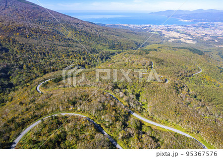ニセコ パノラマラインを空撮 95367576