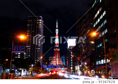 東京夜景 2022 東京タワーと国道1号線 東京夜景 2022 東京タワーと国道1号線 95367628