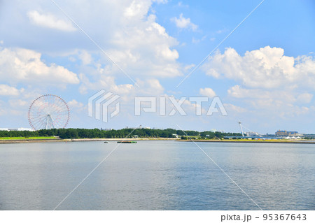 新木場緑道公園より葛西臨海公園、舞浜方面を望む(東京都江東区)【2022.9】 95367643
