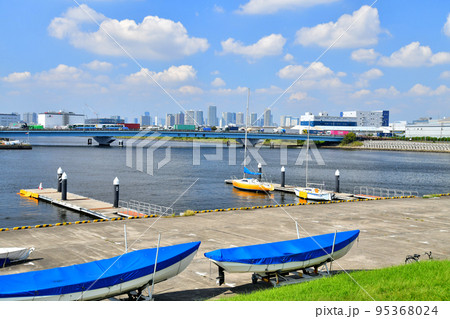 若洲橋/砂町南運河周辺を望む(東京都江東区)【2022.9】 若洲橋/砂町南運河周辺を望む(東京都江東区)【2022.9】 95368024
