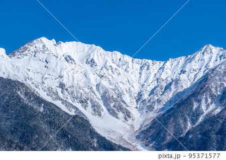 【レア素材】冬の上高地　大正池付近の風景【長野県】 95371577