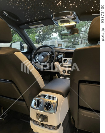 ロールスロイス　車　高級車 95373400