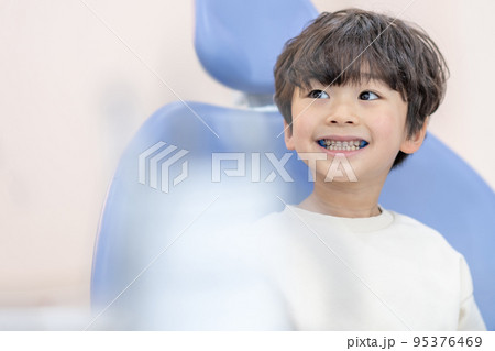 1人 一人 男の子 95376469