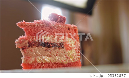 Flamingo cake with strawberry. Macro and slider shooting 95382877
