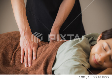 整体　マッサージ 95383095