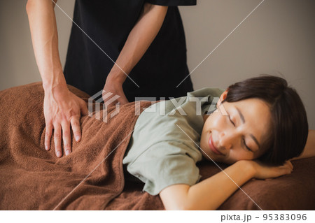整体　マッサージ 95383096
