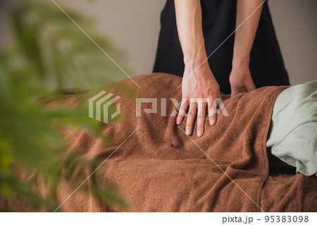 整体　マッサージ 95383098
