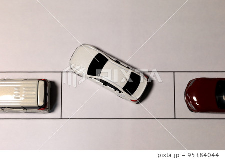 縦列駐車(ミニカー)イメージ 縦列駐車(ミニカー)イメージ 95384044