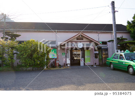 日奈久温泉駅（熊本県八代市） 95384075