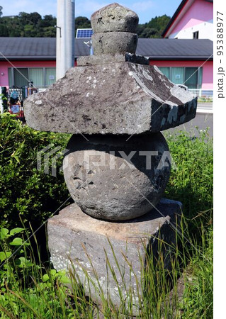 由布市 挾間氏石造五輪塔群 由布市 挾間氏石造五輪塔群 95388977