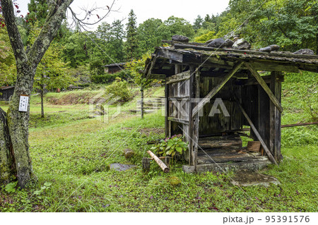秋を迎えた飛騨の里(雨天) 秋を迎えた飛騨の里(雨天) 95391576