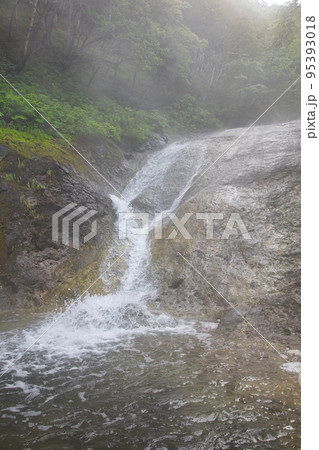 カムイワッカ湯の滝 カムイワッカ湯の滝 95393018