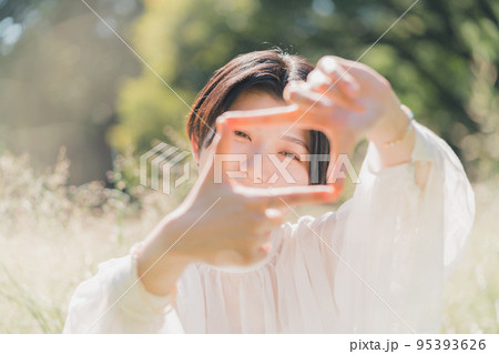 portrait photo portrait photo 95393626