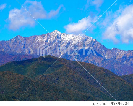冠雪　秋の北アルプス 95396286