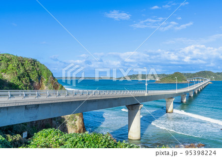 《山口県》角島大橋 下関市 《山口県》角島大橋 下関市 95398224