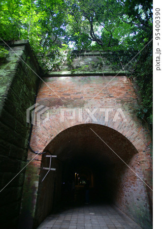 猿島要塞　フランス積れんが建造物 95400390