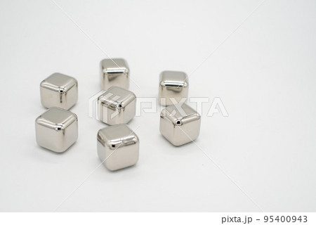 ステンレス製アイスキューブ 95400943