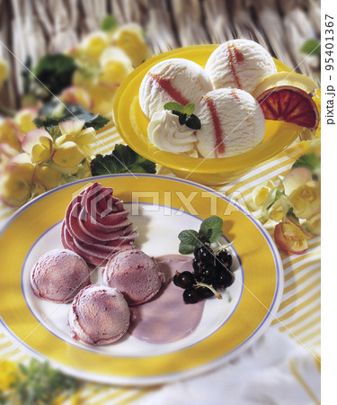 Ice cream buffet Ice cream buffet 95401367