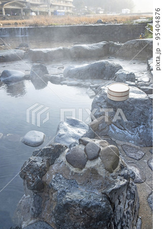 三朝温泉 露天風呂 95404876