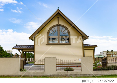 秋の神戸舞子公園にある旧武藤山治邸 秋の神戸舞子公園にある旧武藤山治邸 95407422
