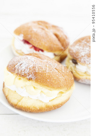 美味しい生ドーナッツ 95410556