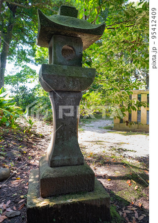 壹宮神社　灯籠　鳥取県西伯郡大山町 95412409
