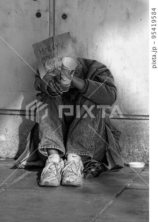 No way to go, desperate for some help. 95419584