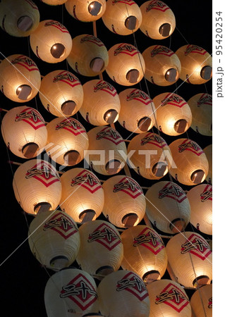 東北三大祭り 竿燈 ドッコイショードッコイショ 東北三大祭り 竿燈 ドッコイショードッコイショ 95420254