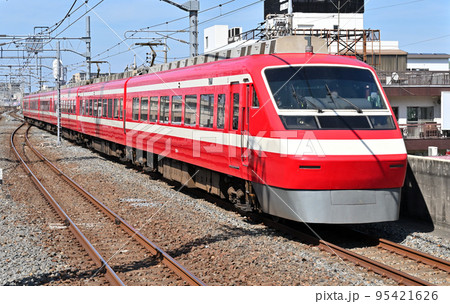 鉄道 私鉄・東武伊勢崎線 特急りょうもう24号 200系 草加駅を通過 鉄道 私鉄・東武伊勢崎線 特急りょうもう24号 200系 草加駅を通過 95421626