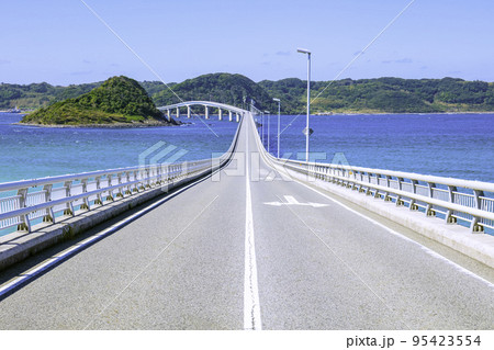 山口県の絶景スポット 美しい角島大橋 山口県の絶景スポット 美しい角島大橋 95423554
