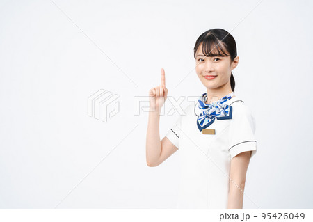 エステティシャン(白バック、指さし) エステティシャン(白バック、指さし) 95426049