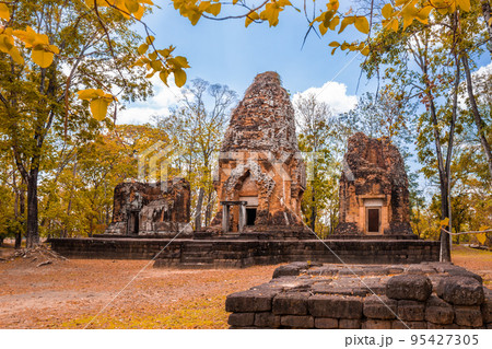 Prasat Ku Suan Taeng is an ancient Khmer in the deep forest castle located in Buriram Province, Thailand. 95427305