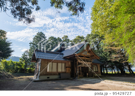 楽々福神社　社殿　鳥取県西伯郡伯耆町宮原 95429727