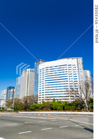 品川駅付近の都市風景 95430082