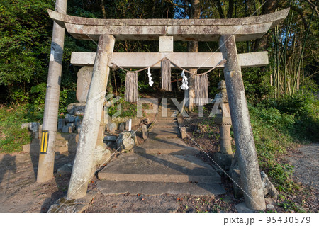 楽々福神社 鳥居 鳥取県米子市上安曇 楽々福神社 鳥居 鳥取県米子市上安曇 95430579