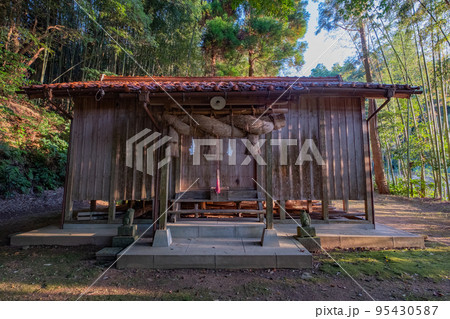 楽々福神社　拝殿　鳥取県米子市上安曇 95430587