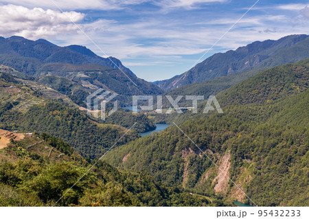 カジュアル 無造作 無頓着 95432233