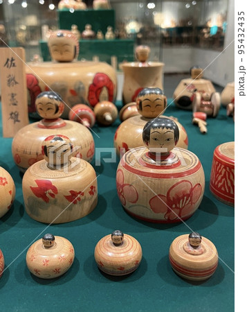 みやぎ蔵王こけし館の作品一部 95432435