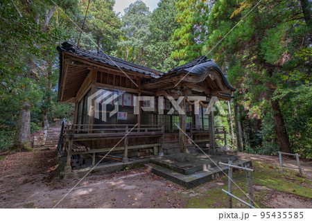 菅福神社 拝殿 鳥取県日野郡日野町上菅 菅福神社 拝殿 鳥取県日野郡日野町上菅 95435585