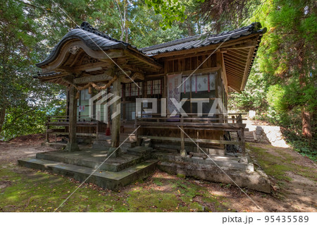 菅福神社 拝殿 鳥取県日野郡日野町上菅 菅福神社 拝殿 鳥取県日野郡日野町上菅 95435589