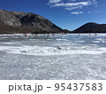 赤城大沼　氷上のワカサギ釣り 95437583