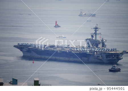 抜錨！エイブラハム・リンカーン (USS Abraham Lincoln, CVN-72)  95444501