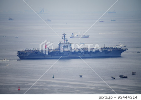 抜錨!エイブラハム・リンカーン (USS Abraham Lincoln, CVN-72)  抜錨!エイブラハム・リンカーン (USS Abraham Lincoln, CVN-72)  95444514
