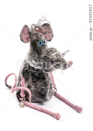 Rat - soft toy made of felted wool on a white background 95445917