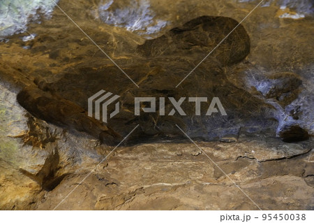 熊本県の球泉洞で撮影した写真。 95450038