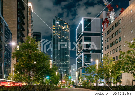 【東京都】夜の都市イメージ 【東京都】夜の都市イメージ 95451565